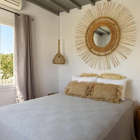 Opulent Retreat Junior Villa Kalafatis